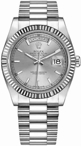 replique Rolex Day-Date 41 cadran argenté montre en or blanc 218239